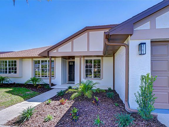 4th image of 15143 Springview St