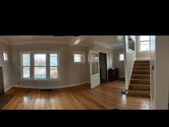 4th image of 129 Tyler St