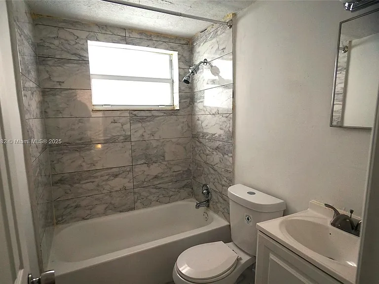 584 NW 65th St #3 — Photo 5