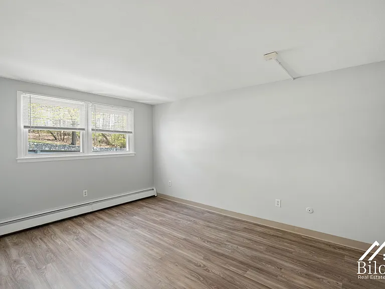 Hillside Terrace Apartments — Photo 142