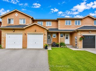 21 Michael Cres, Barrie, ON L4M 6Y9