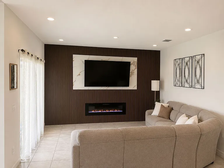 1051 Patriot Loop — Photo 9