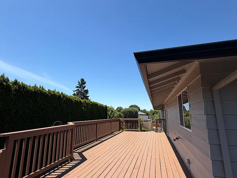 9307 NW 20th Ave — Photo 5