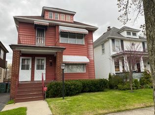 1419 Wayburn St #1, Grosse Pointe, MI 48230