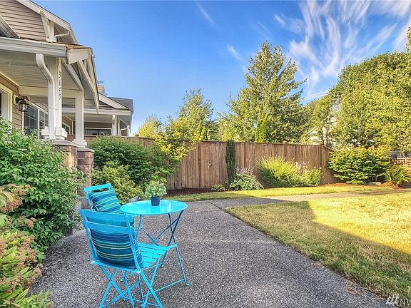 3rd image of 3645 4th Ave NW