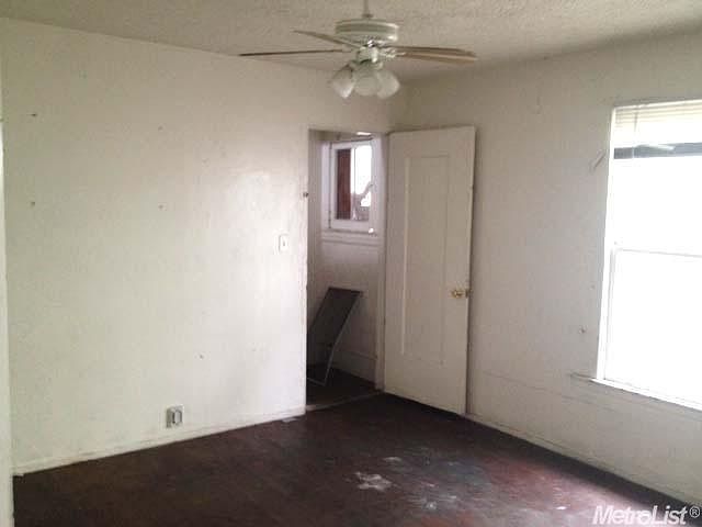 2nd image of 515 N American St
