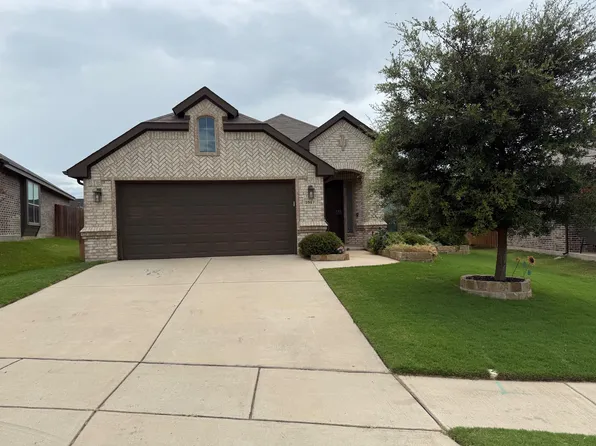 2517 Hadley St, Weatherford, TX 76087