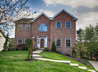 102 Fieldstone Ct, Venetia, PA