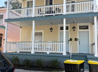 215 W 40th St, Savannah, GA 31401