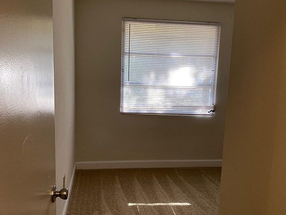4th image of 2114 Catalina Dr