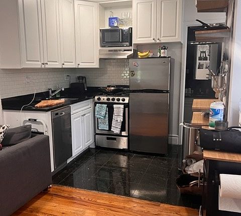 2nd image of 350 E 67th St APT 21