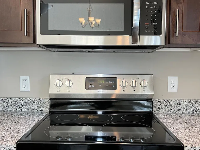 1881 Pine Cone Rd — Photo 16