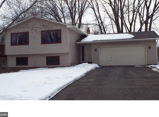 10918 Eagle St NW, Coon Rapids, MN 55433