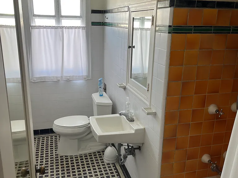 140 Linden Ave #10 — Photo 21