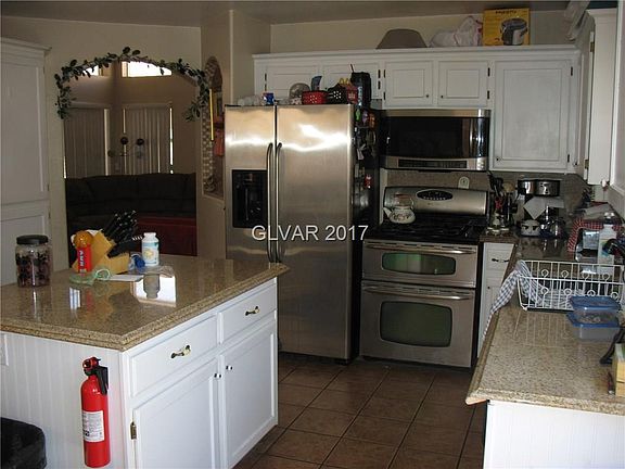 5th image of 2954 Emerald Creek Dr