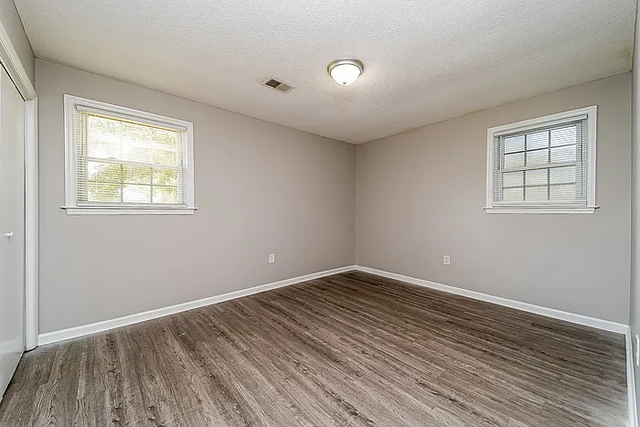 4426 Hardwood St — Photo 5