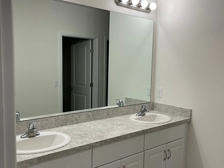 113 Hamlet Loop — Photo 8