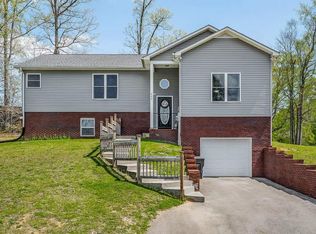 600 Forrest Cove Ln, Cookeville, TN 38501