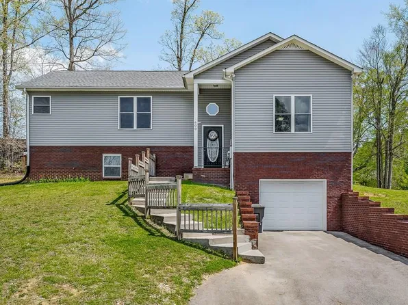 600 Forrest Cove Ln, Cookeville, TN 38501