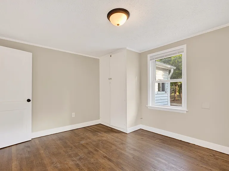 611 Holston Creek Church Rd — Photo 23