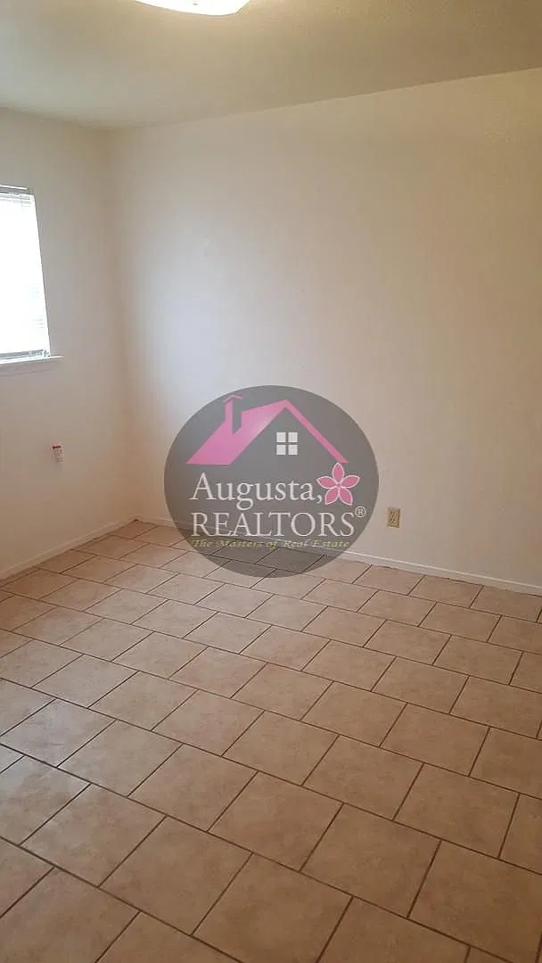 Mirabella Village | Downstairs 2 Bedroom, 1 Bath | Approx. 650 Sq. Ft. — Photo 4