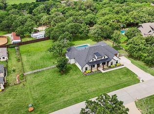 6910 Chestnut Ridge Dr, Argyle, TX 76226