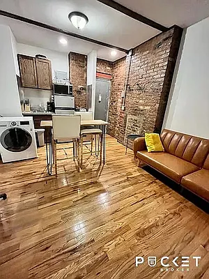 Rented by PocketBroker Inc | media 3