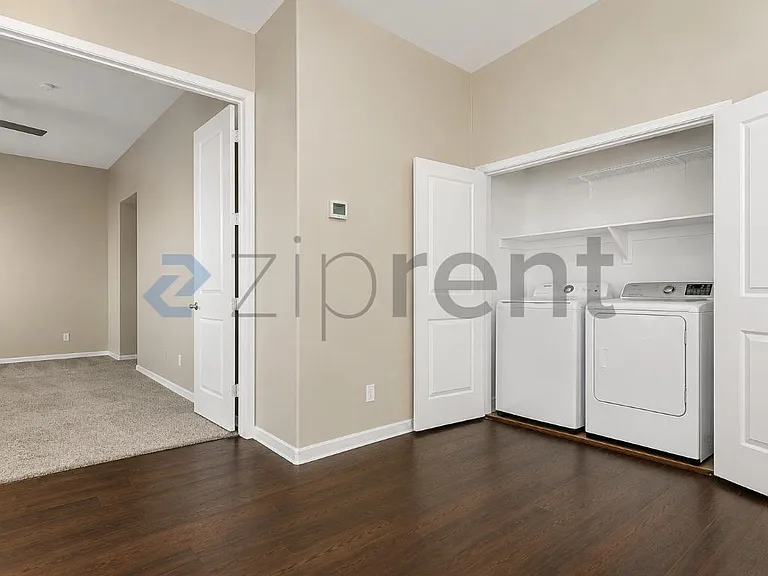 2315 E Pinchot Ave #128 — Photo 35