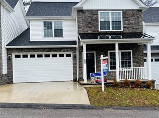 203 Willow Ln, Beaver Falls, PA