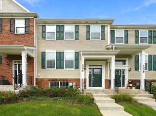 1006 Neubauer Cir, Lindenhurst, IL 60046