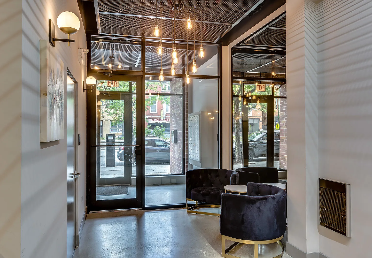 Ace on Ashland — Photo 4