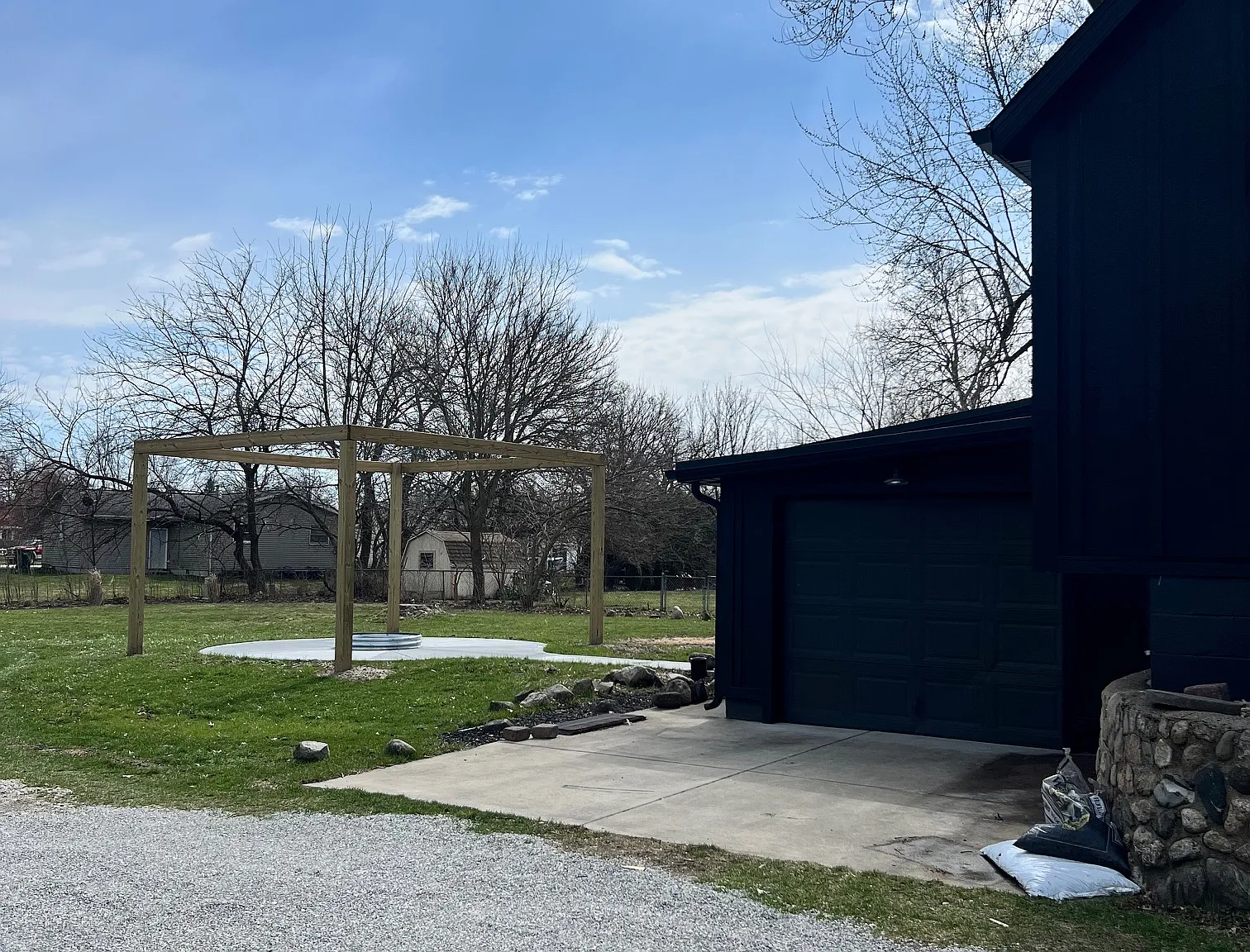 3 bed, 1600 sqft, $2,000 — Photo 3
