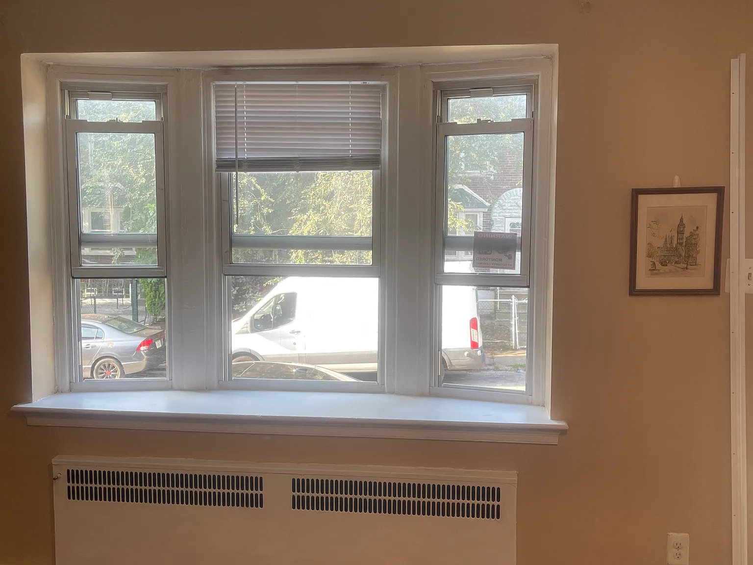 3 bed, 1126 sqft, $1,750 — Photo 3