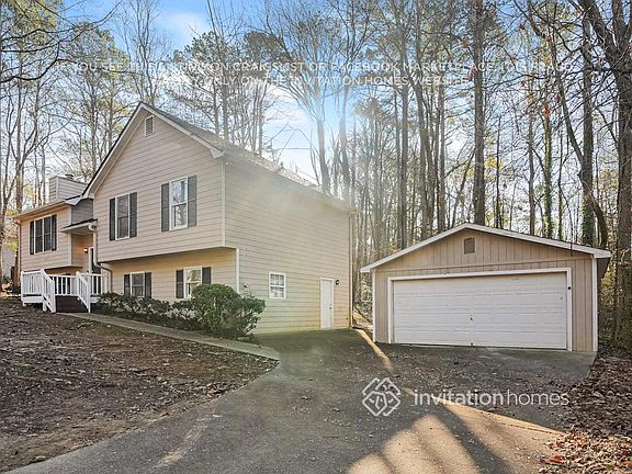 4th image of 462 Oak Landing Cir