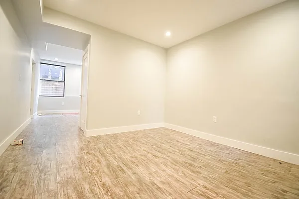 Rented by Skyward | media 26