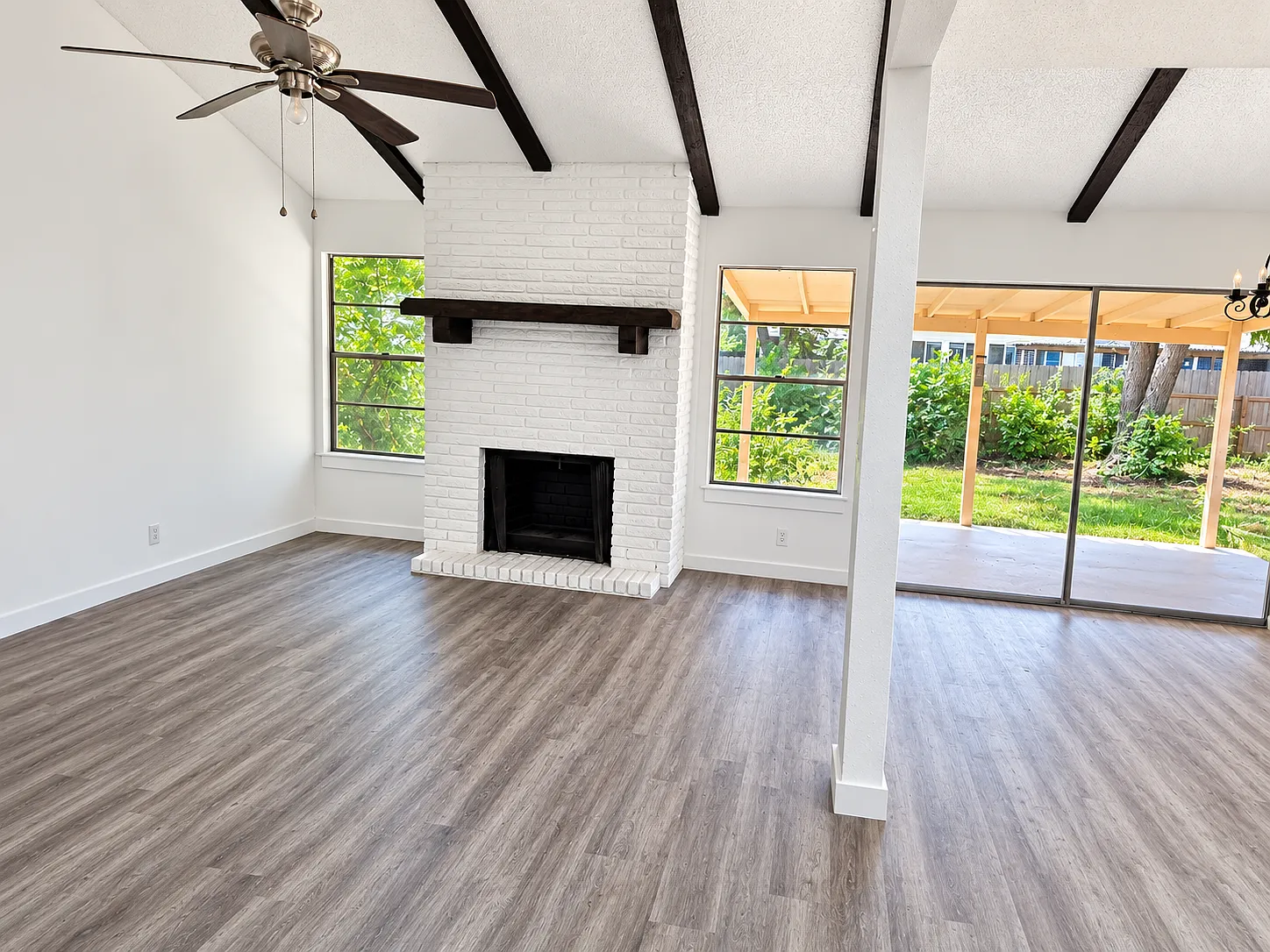 3 bed, 1666 sqft, $1,900 — Photo 4