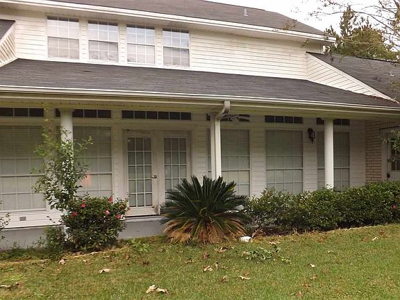 3rd image of 141 Water Oak Dr
