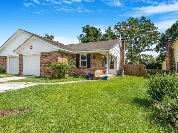 7632 Valleyview Cir, North Charleston, SC 29418