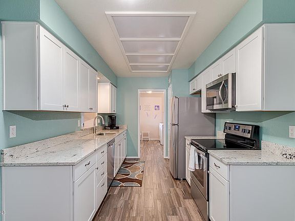 5th image of 8307 E Medina Ave