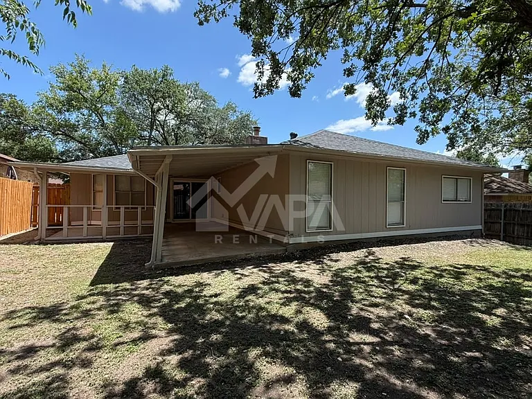 209 High Oak — Photo 18