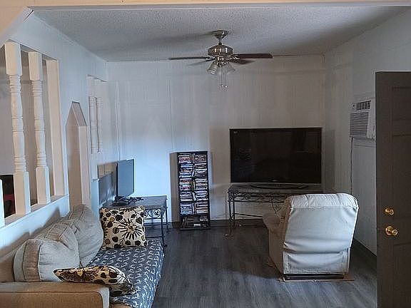 Main house living room 