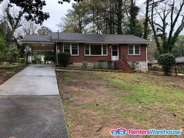 2144 Wildrose Dr, Decatur, GA 30032