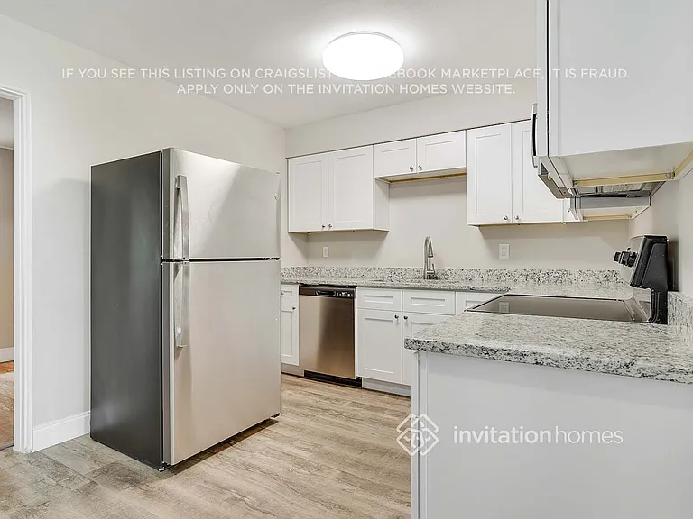 4039 Gay Nell Ct — Photo 10