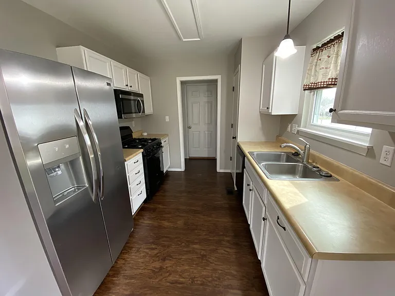 2048 Peine Forest Dr — Photo 7