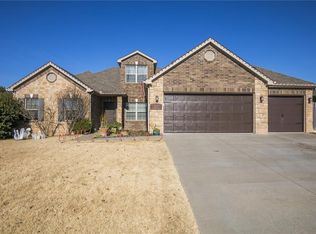 5205 W Cross Creek Blvd, Rogers, AR 72758