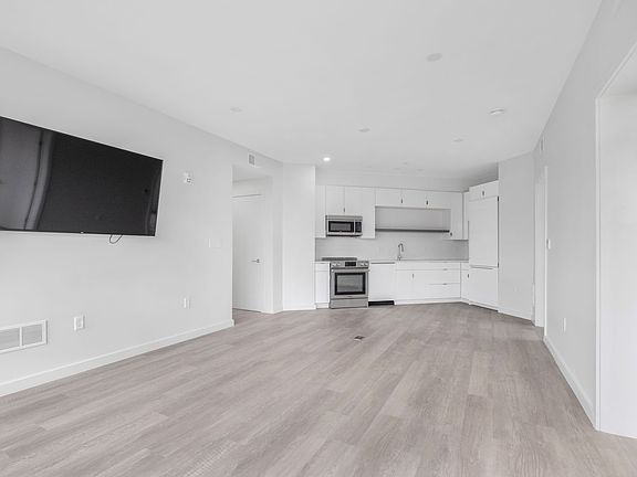 5th image of 3709 New Hampshire Ave NW #301