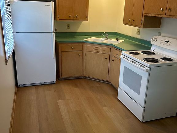 4th image of 5870-5876 Tower Rd #70-3