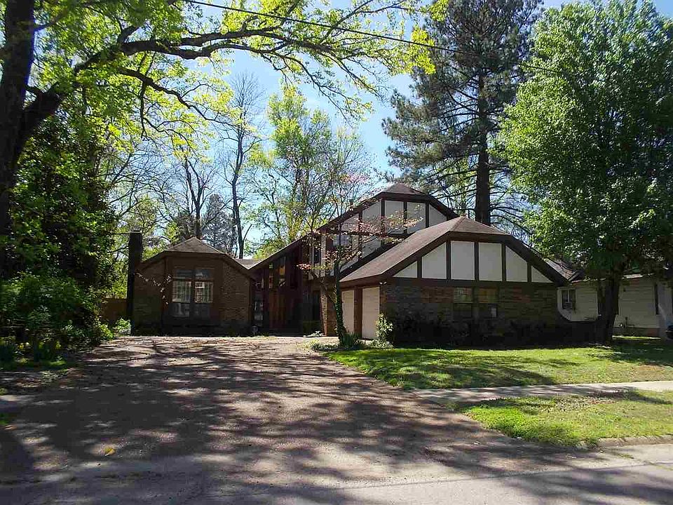1st image of 8 Park Pl