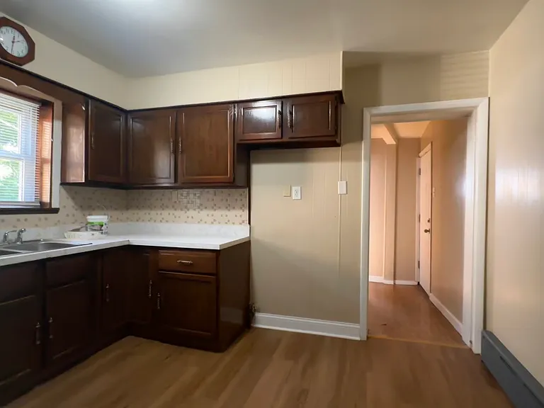 10226 S Rhodes Ave #2 — Photo 12