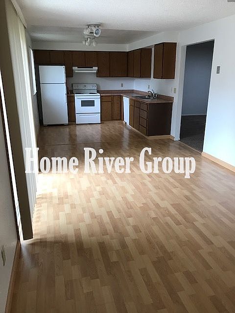 2nd image of 2054 S Division Ave #0